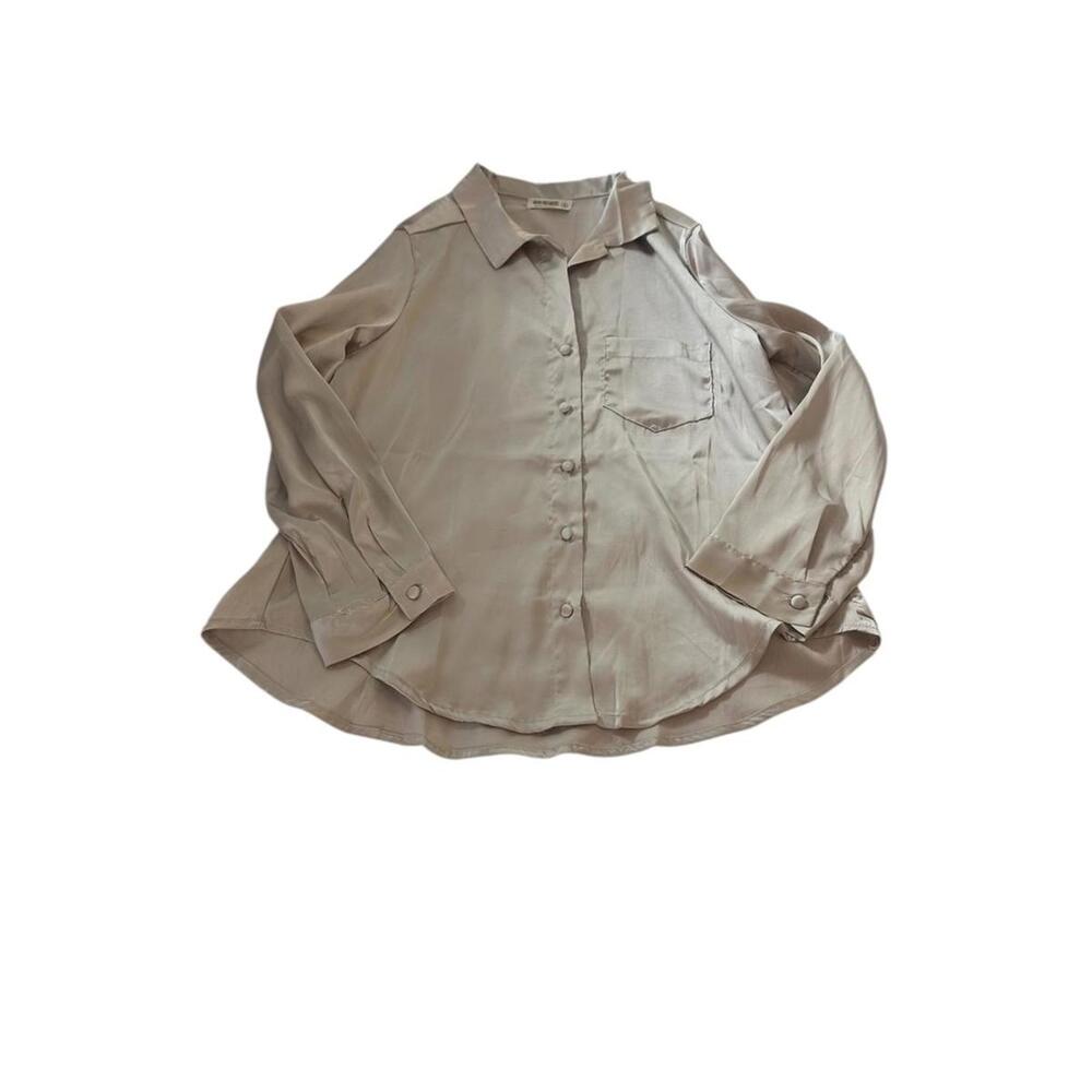 4our Dreamers Cream Satin‎ Button Up Size Small - Picture 4 of 7